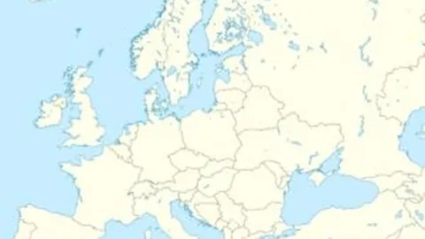 “国足备战赛前训练 伊万科维奇强调战术不变”